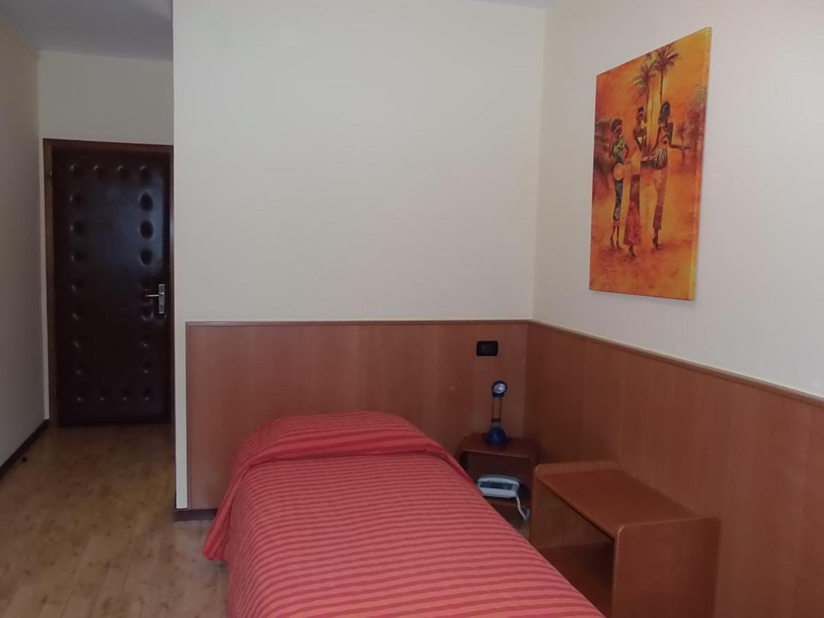 Hotel Vezzano Camera foto