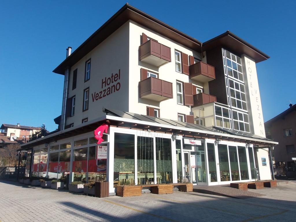 Hotel Vezzano Esterno foto